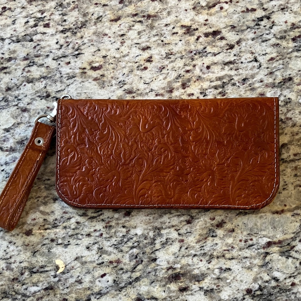 Patricia Nash Embossed Leather Wristlet Wallet Brown Tooled Floral Zip Organizer